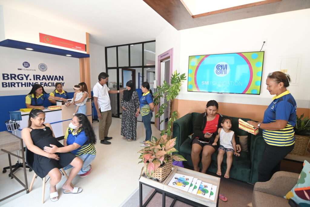 SM Foundation revitalizes Palawan health center