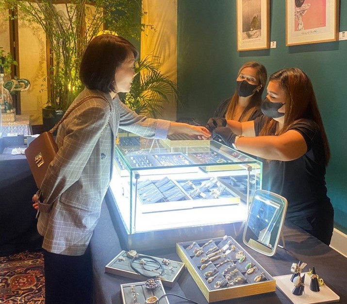 Jeweler G Young’s hard labor pays off  in hit trunk show