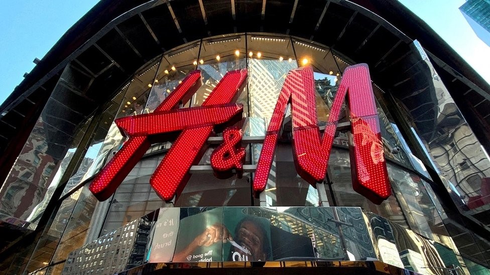 H&M pulls ad accused of sexualizing kids