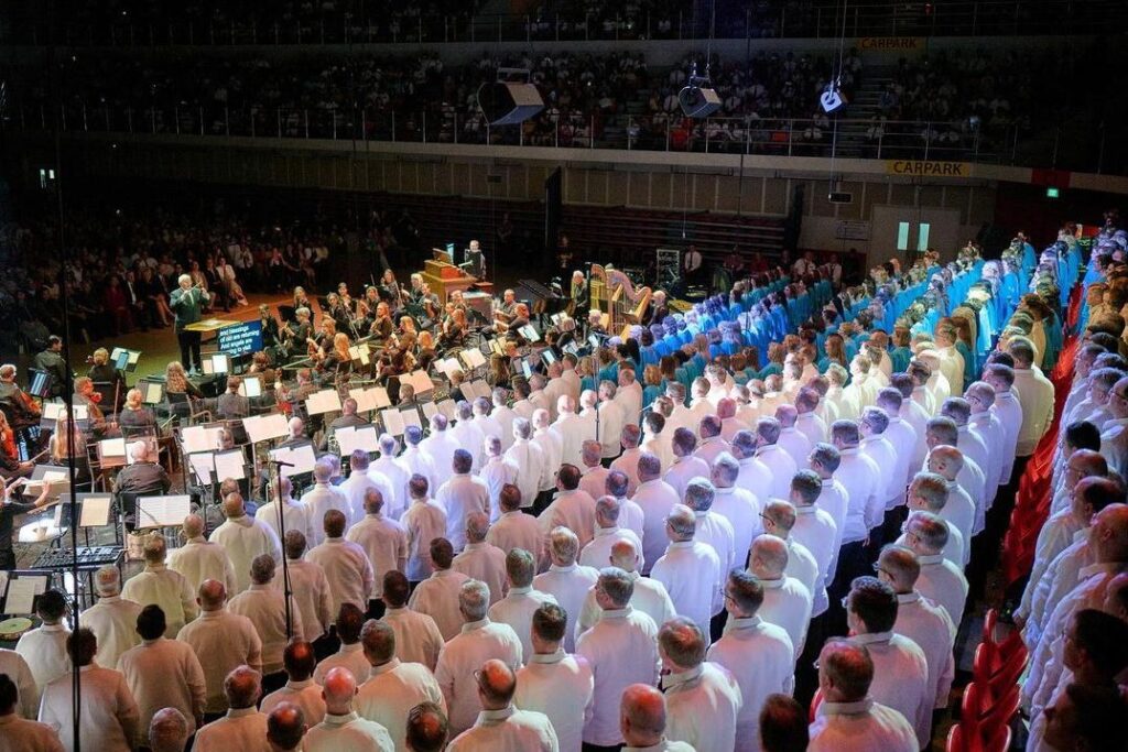 A wondrous mix of sacred and secular music from The Tabernacle Choir